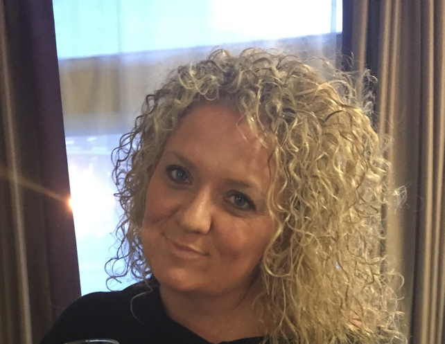 Sue Farrell headshot